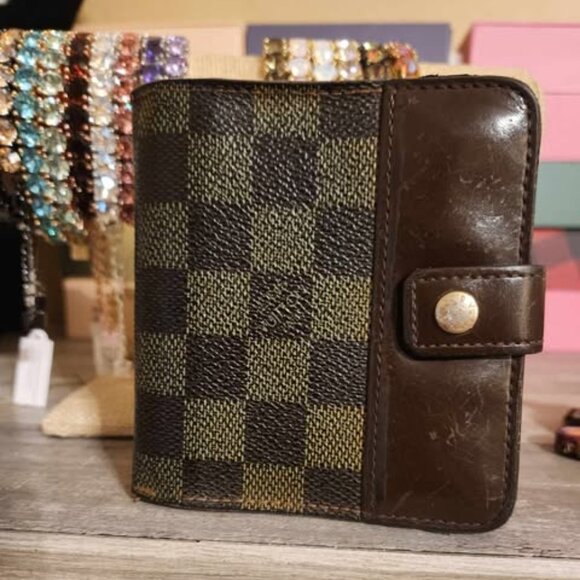 Louis Vuitton Vintage Zippy Wallet 2009 Collection - Picture 1 of 9